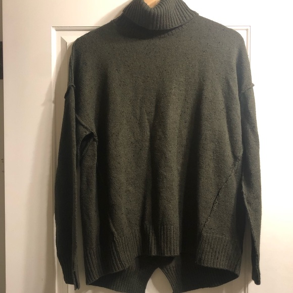 Forest Green Turtleneck Sweater Tiny Black Dots Sm - Picture 2 of 9